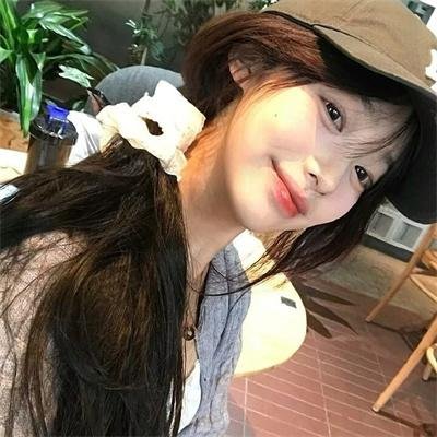 玉女戏夫